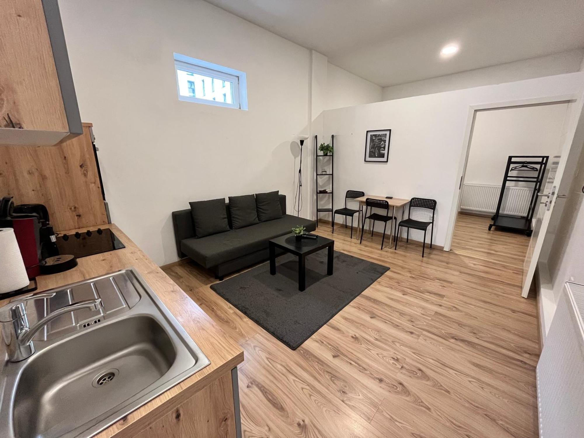 Apartment Central 10A 40Qm Wi-Fi Free Parking Calm Back House Dortmund Exteriör bild