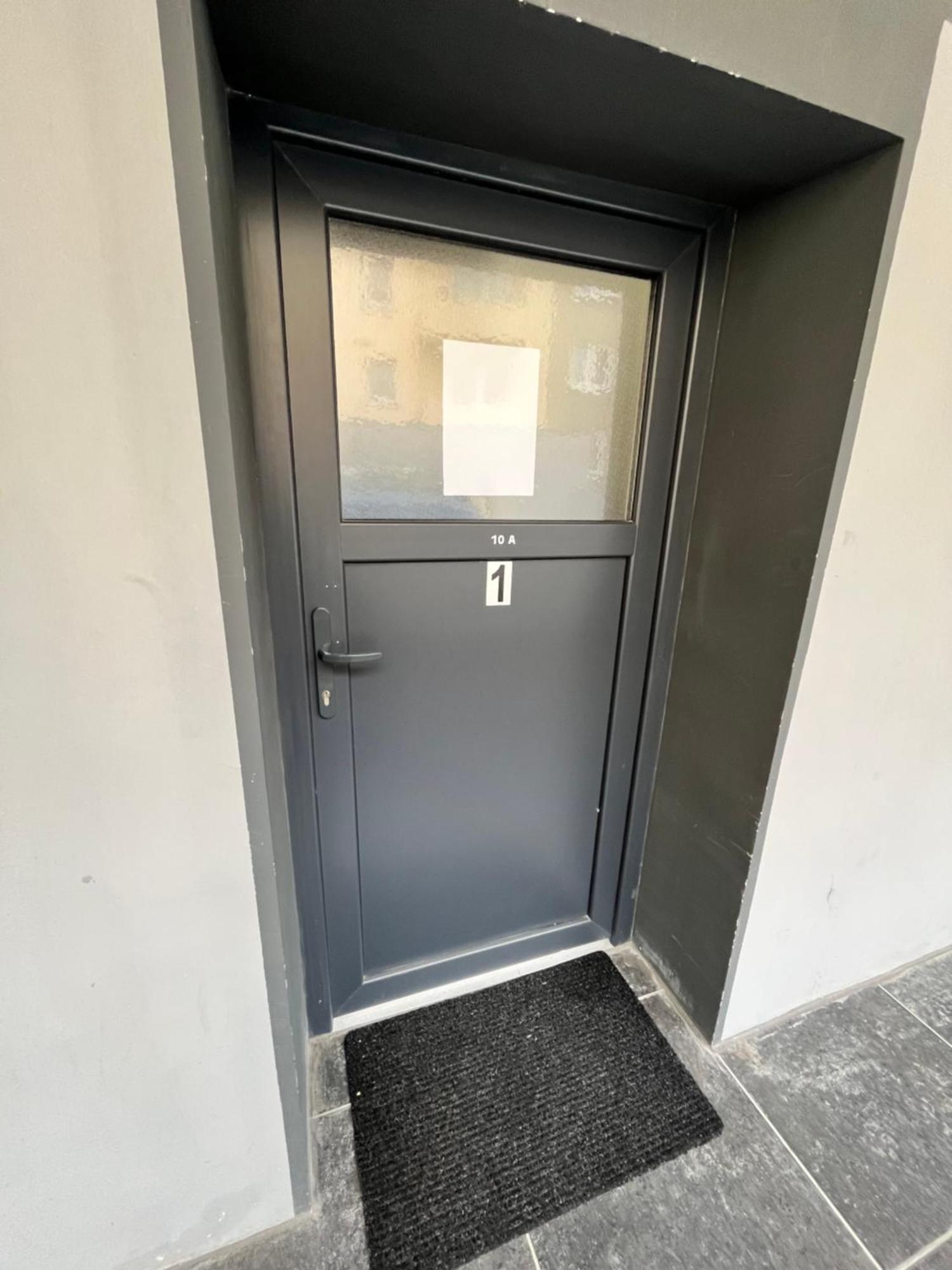 Apartment Central 10A 40Qm Wi-Fi Free Parking Calm Back House Dortmund Exteriör bild